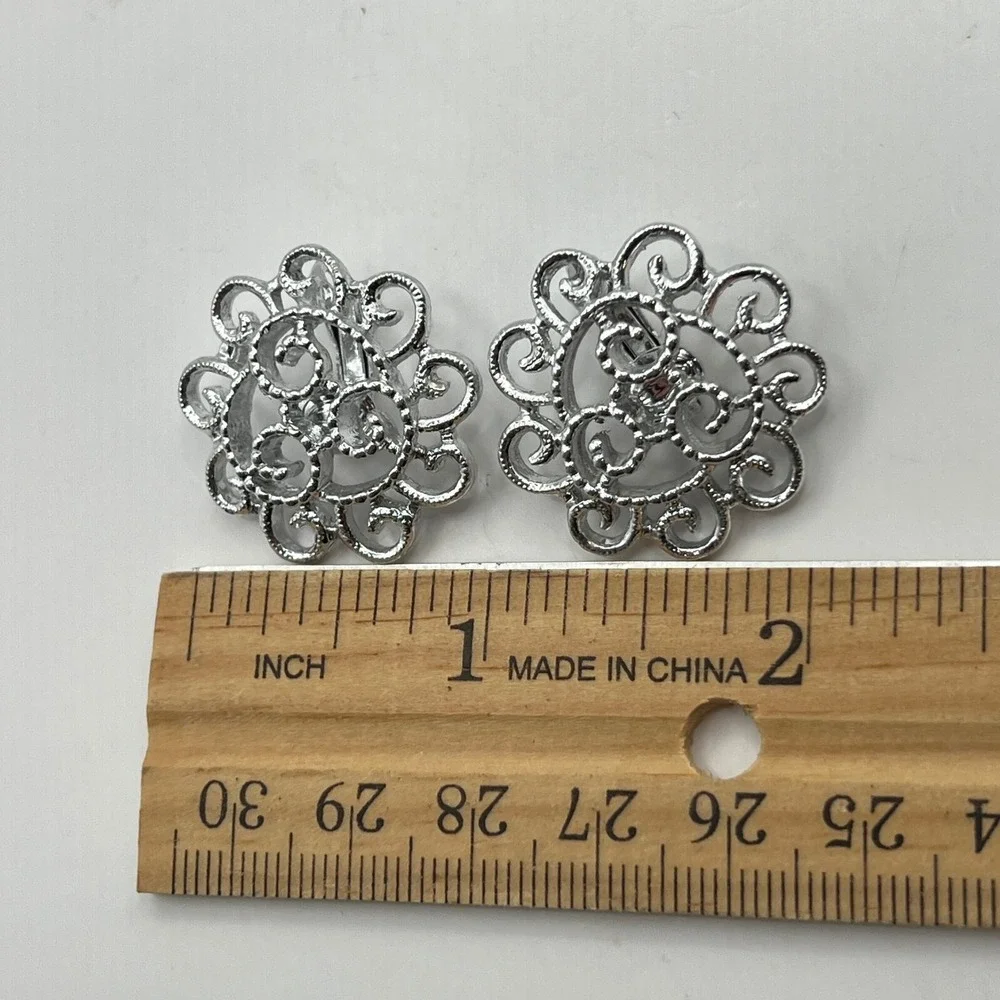 Vintage Sarah Coventry Clip On‎ Earrings Brushed Open Metal Work Silver Tone